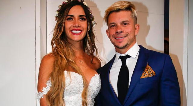 Mario Hart y Korina Rivadeneira el día de su boda en 2007.   