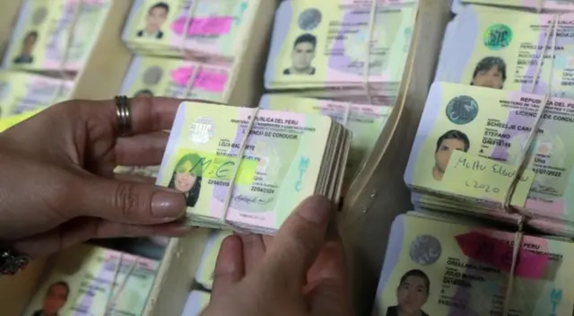 Descubre hasta qué edad se puede solicitar la licencia para conducir. Descubre hasta qué edad se puede solicitar la licencia para conducir.