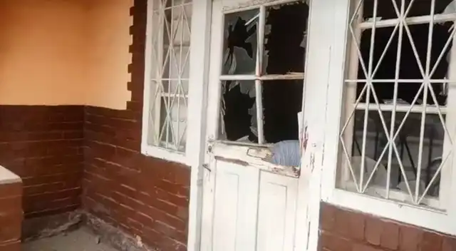 Infraestructura de colegio quedó destruida.