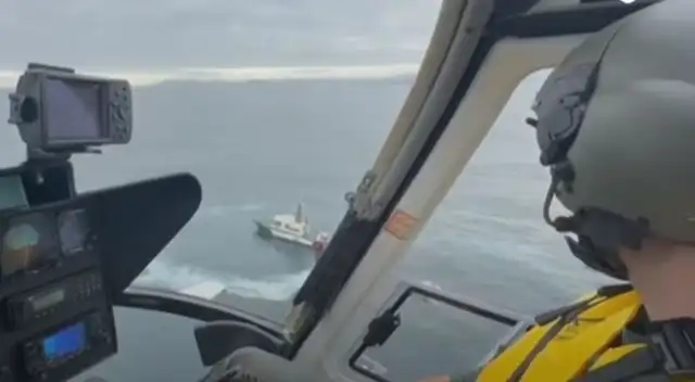 El Gobierno español señaló que usara todos sus medios para rescatar a pescador peruano.