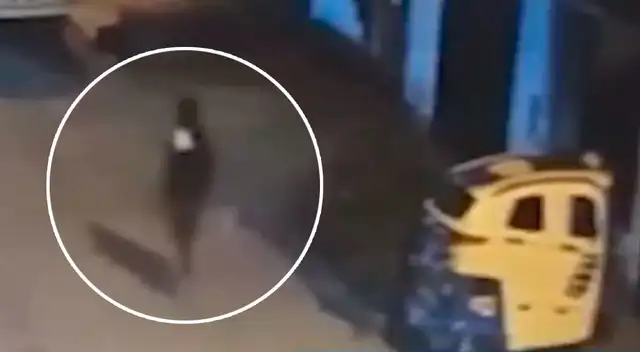 De acuerdo a la víctima, los agentes de la comisaría de Pumacahua mostraron poco interés en el caso y la mandaron a detener a su agresor.