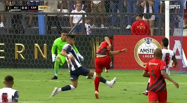 Primer oportunidad de gol