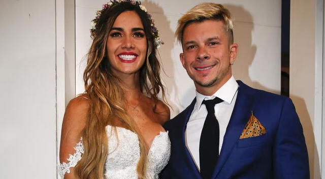 Korina Rivadeneira y Mario Hart en su boda. Foto: Difusión   