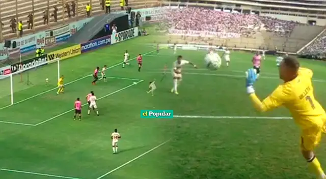 Universitario casi anota el 1-0 Universitario casi anota el 1-0