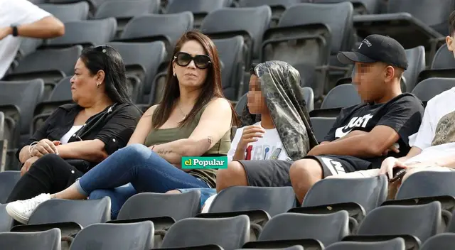 Melissa Klug y sus hijos dijeron presente en el Estadio Monumental.