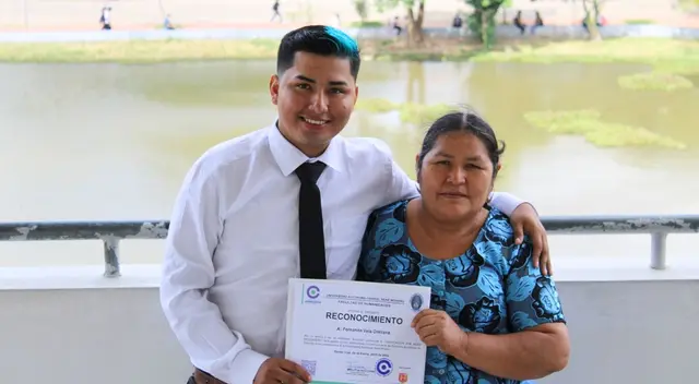 La conmovedora historia de Fernando y su madre fue viral en las redes sociales. La conmovedora historia de Fernando y su madre fue viral en las redes sociales.