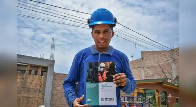 Trabajadores de 50 EPS fortalecen capacidades con guías técnicas publicadas por Otass.