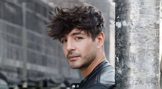 Cantante español Polo Nández.