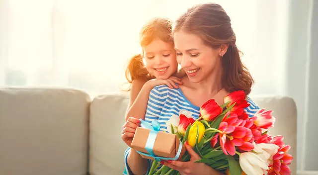 En el Día de la Madre envíale estas hermosas frases para llenarle de alegría.