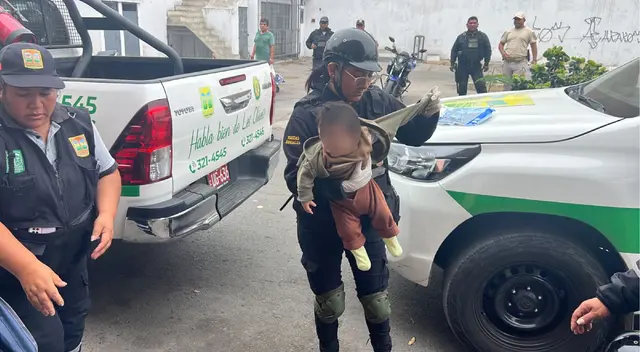 Madre abandona a su bebé dentro de mercado en Los Olivos.
