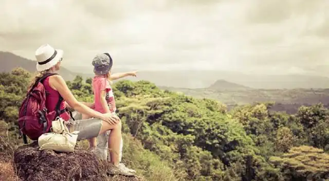 Muchas madres buscan descubrir nuevas ciudades. Muchas madres buscan descubrir nuevas ciudades.