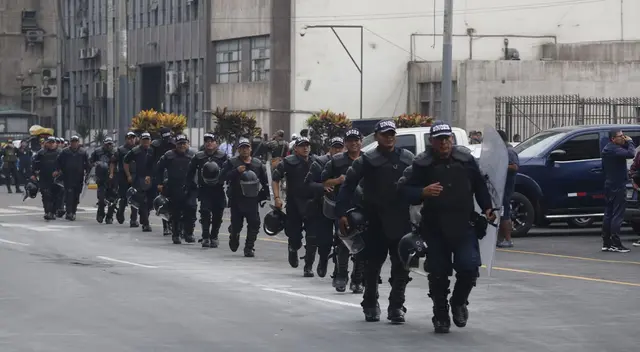 Mercado Central y Mesa Redonda son declarados zonas restringidas Mercado Central y Mesa Redonda son declarados zonas restringidas