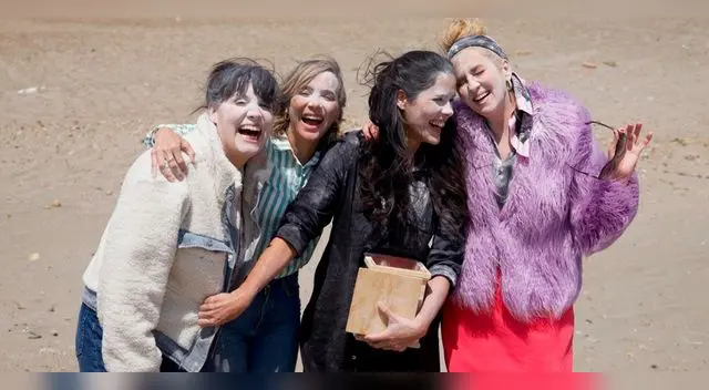 Hacen divertir y disfrutar a los que van a verlas. Hacen divertir y disfrutar a los que van a verlas.