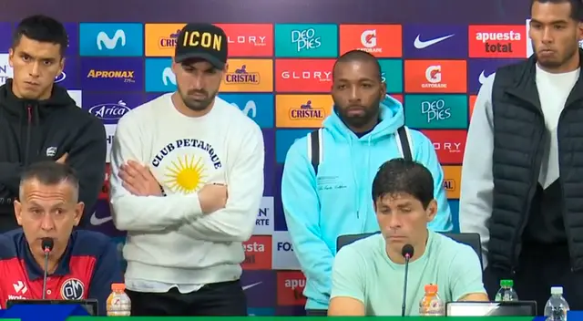 Deportivo Municipal reclamó por sentir injusticia en el partido.