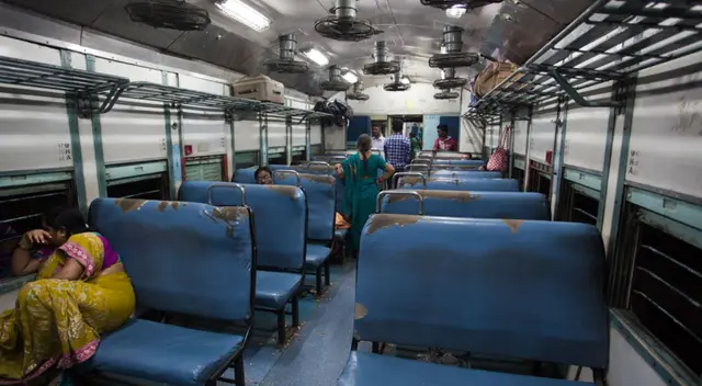 Nueva Delhi incrementaron esta semana el número de agentes de policías. Nueva Delhi incrementaron esta semana el número de agentes de policías.