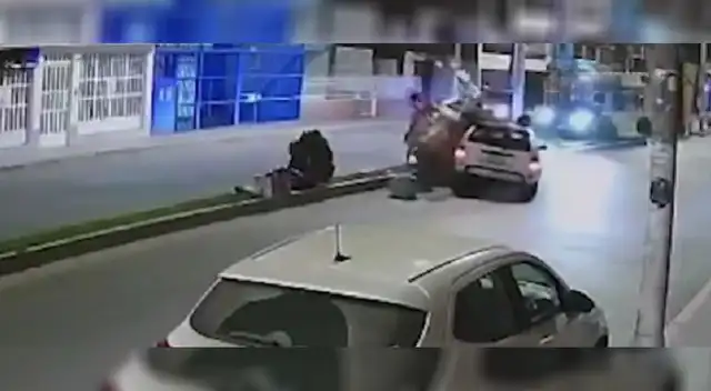 Vehículo embiste a reciclador y lo termina matando en Cañete.