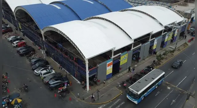 La Cachina Fashion se renueva con gigantesco techo parabólico y máxima seguridad en el local.