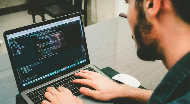 Conoce cuáles son las carreras tecnológicas con mayor proyección.