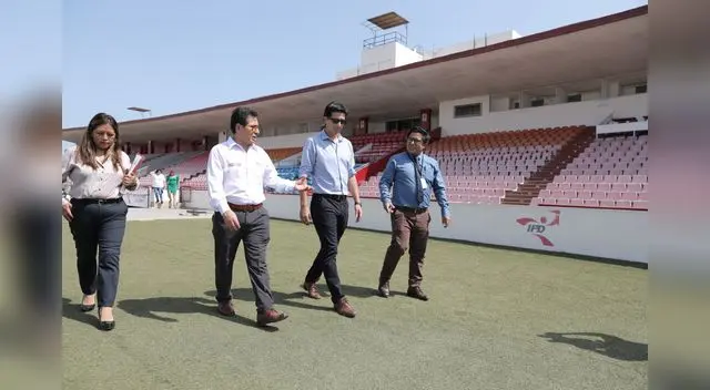 Presidente del IPD en el Estadio Mansiche.