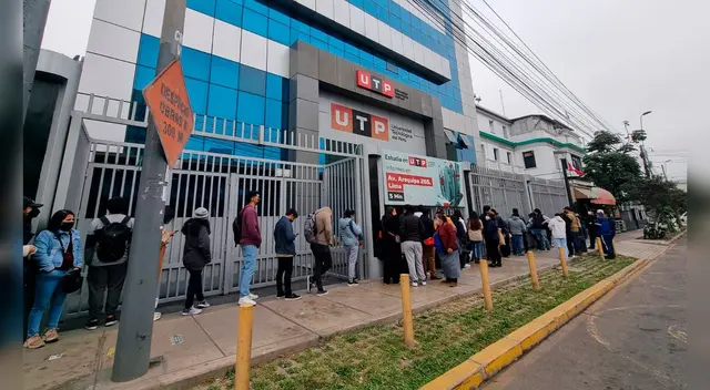 La profesora optó por disculparse con sus alumnos, siendo viral en TikTok.