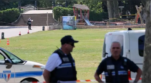 El ataque del refugiado sirio llegó a Francia en el 2022 y pasaba el día en el parque.