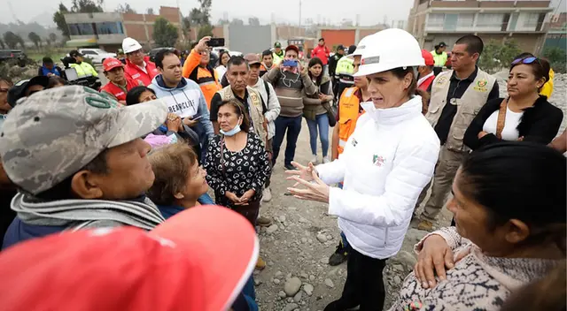 Trabajos en el río Rímac.