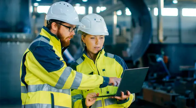 Salario mensual de un ingeniero industrial en Perú este 2023. Salario mensual de un ingeniero industrial en Perú este 2023.