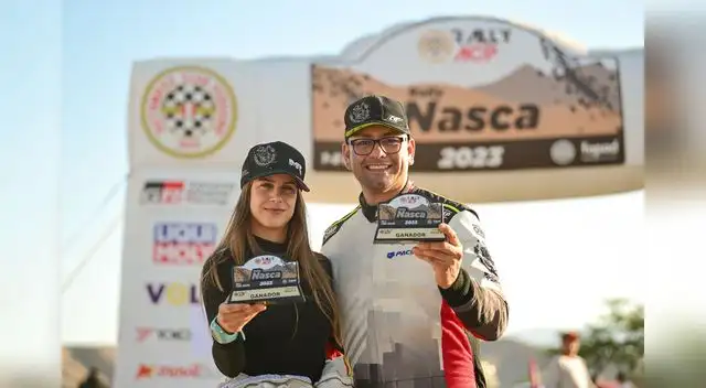 Eduardo Castro Yangali junto a española Carla Salvat. Eduardo Castro Yangali junto a española Carla Salvat.