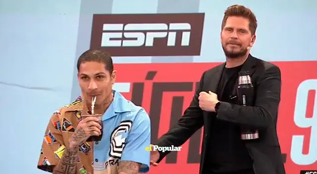 Paolo Guerrero confesó que toma mate y compartió con el Pollo Vignolo. Paolo Guerrero confesó que toma mate y compartió con el Pollo Vignolo.