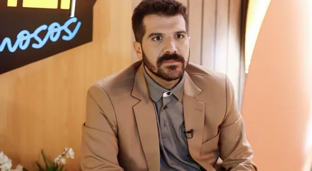 José Peláez estudió una carrera universitaria alejada al mundo artístico. José Peláez estudió una carrera universitaria alejada al mundo artístico.