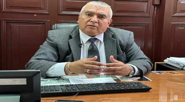 El juez supremo Ricardo Brousset Salas explicó las penas que recaen para quienes ofende los símbolos patrios, próceres o héroes de la patria El juez supremo Ricardo Brousset Salas explicó las penas que recaen para quienes ofende los símbolos patrios, próceres o héroes de la patria