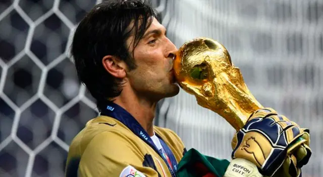 Buffon se despide del fútbol: sus mejores atajadas.
