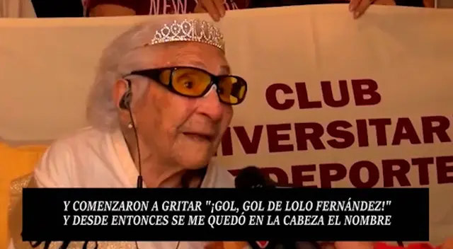 Universitario de Deportes tiene una hincha que tiene más años que el club: conoce la historia de Zelmira. Universitario de Deportes tiene una hincha que tiene más años que el club: conoce la historia de Zelmira.