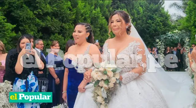 Estrella Torres fue llevada al altar por su madre Leticia Albarrán.