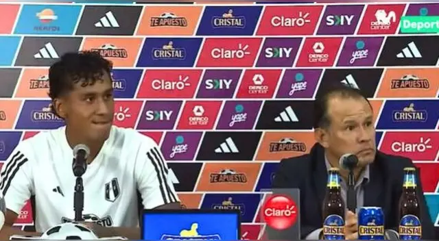 Renato Tapia tuvo peculiar gesto cuando le preguntan a Juan Reynoso sobre el ingreso de Raúl Ruidíaz.
