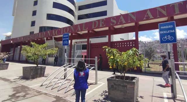 La Universidad Nacional de San Antonio Abad del Cusco cuenta con licenciamiento institucional de la Sunedu.