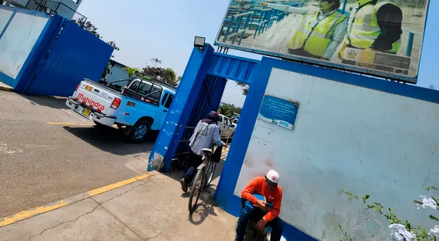 Vehículos de la Fiscalía ingresaron a la sede central de Sedapal. Vehículos de la Fiscalía ingresaron a la sede central de Sedapal.