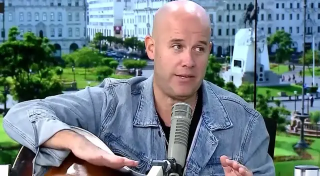 Gianmarco hizo un llamado a los artistas a buscar crear canciones y no hacer todo con covers. Gianmarco hizo un llamado a los artistas a buscar crear canciones y no hacer todo con covers.