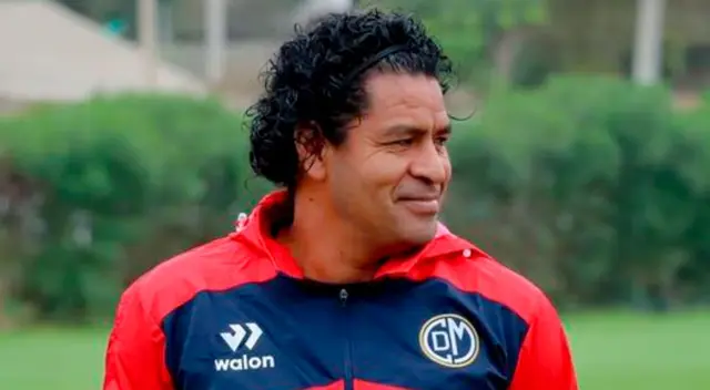 Santiago Acasiete se pronuncia por descenso de Municipal.