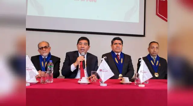 Docentes son capacitados para detectar alteraciones visuales en los alumnos