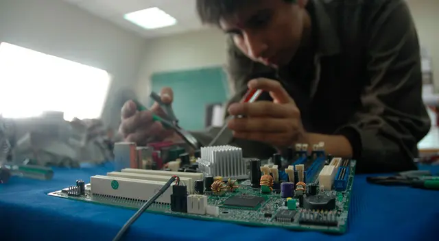 Estudiantes de Ciencia de la Computación tendrán un campo laboral muy amplio.