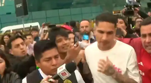 Paolo Guerrero llegó a Lima.