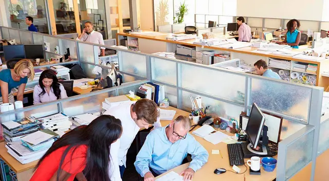 Joven renuncia a poco tiempo de empezar su primer día de trabajo.