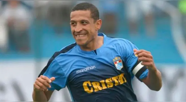 Jorge Soto tiene 101 encuentros con la Selección Peruana.