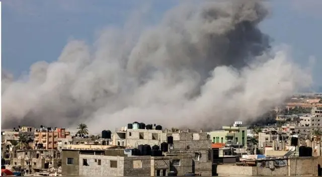 Israel bombardeo cerca de un hospital en Gaza y causó al menos 500 muertos.