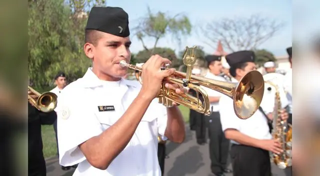 Jóvenes pueden asimilarse cumpliendo los requisitos
