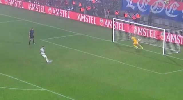 Paolo Guerrero. Paolo Guerrero.