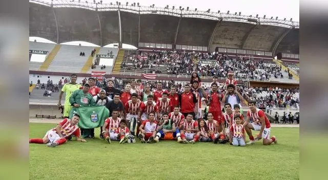 La alegría del fútbol macho se demuestra en cada uno de los partidos.