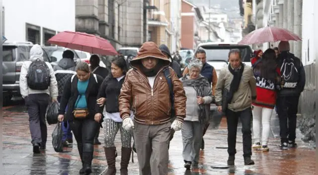 Fuerte olor a pescado se sintió en la capital.