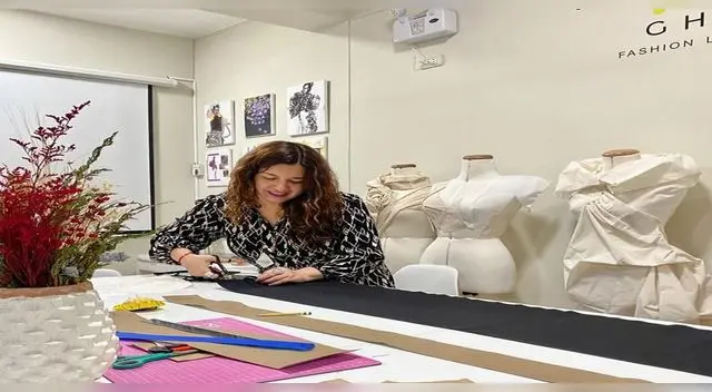 Si te gusta coser, emprende en el mundo de la moda.